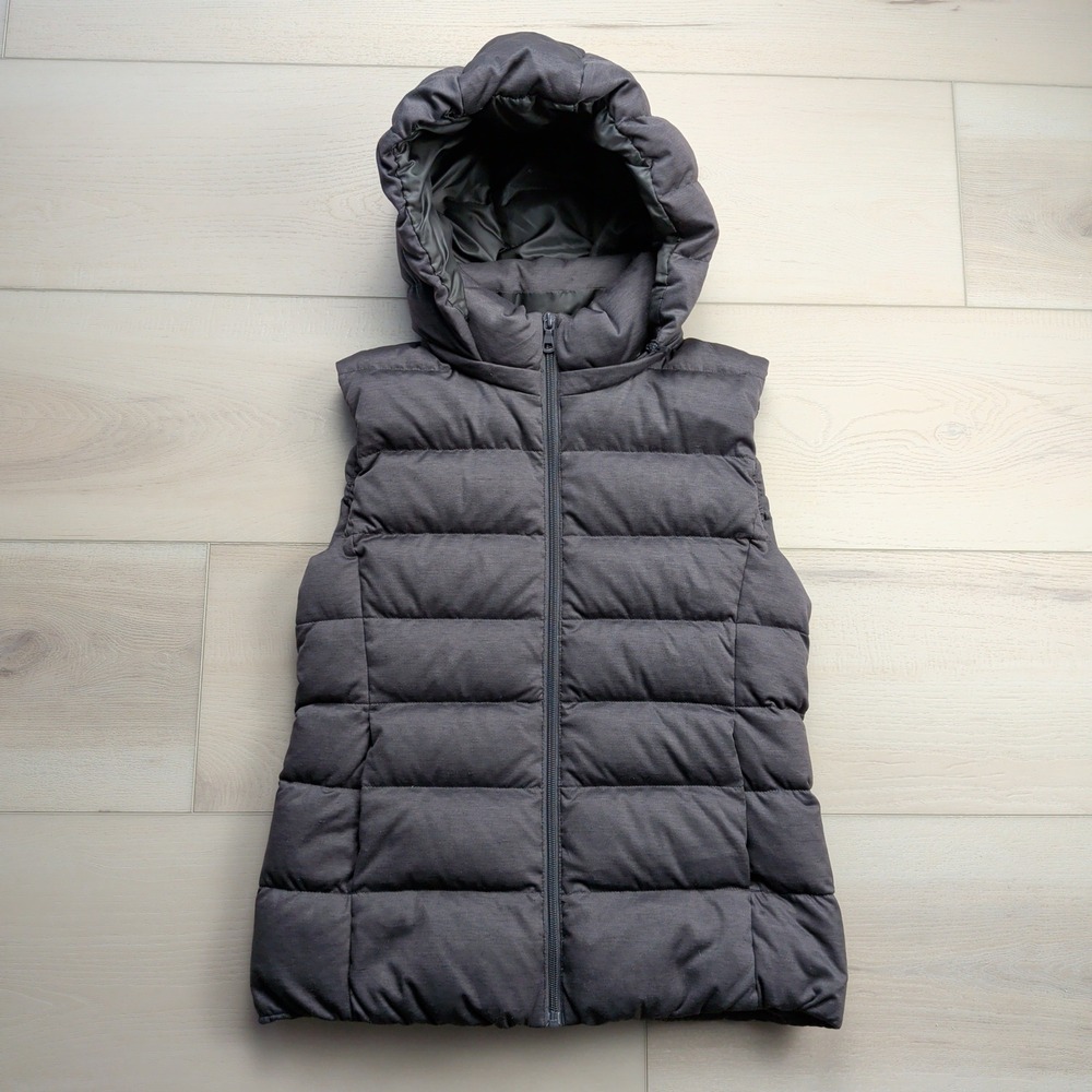 Uniqlo Down Puffer Vest Womens M Gray Hooded Full Zip Sleeveless Jacket M